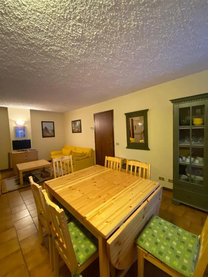 Downtown Madesimo Apartment 0*,  Italy